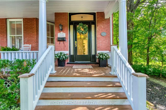 118 Main St S, House other with 5 bedrooms, 4 bathrooms and 10 parking in Brampton ON | Image 8