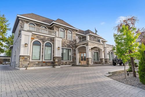 11566 Blundell Rd, Richmond, BC, V6Y1L3 | Card Image