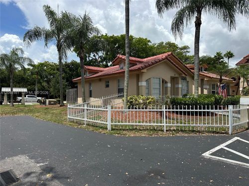 21562 Sw 87th Pl, Cutler Bay, FL, 33189-7315 | Card Image