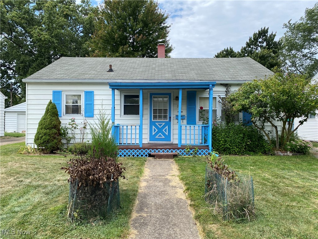 Roosevelt Ave, Elyria, OH 44035