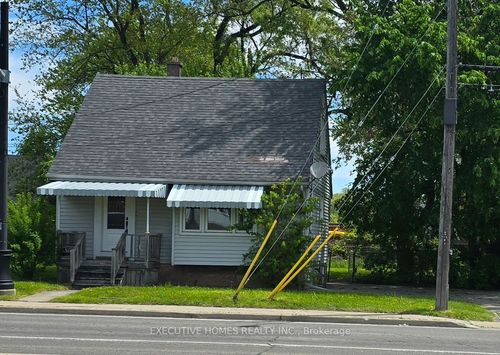 5176 Stanley Ave, Niagara Falls, ON, L2E5A4 | Card Image
