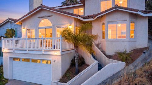 1227 La Mesa Ave, Spring Valley, CA, 91977-4621 | Card Image