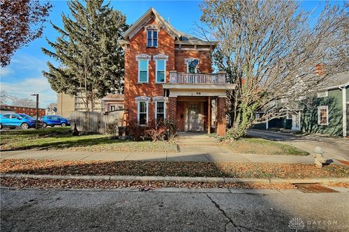 98 W 3rd St, Xenia, OH, 45385-3560 | Card Image