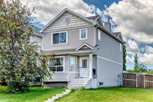 205 Hidden Hills Pl Nw, Calgary, AB, T3A6E3 | Card Image