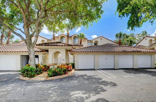 9204 Glenmoor Dr, West Palm Beach, FL, 33409-2833 | Card Image