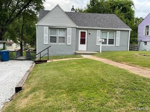 338 La Motte Ln, Ferguson, MO, 63135-2848 | Card Image