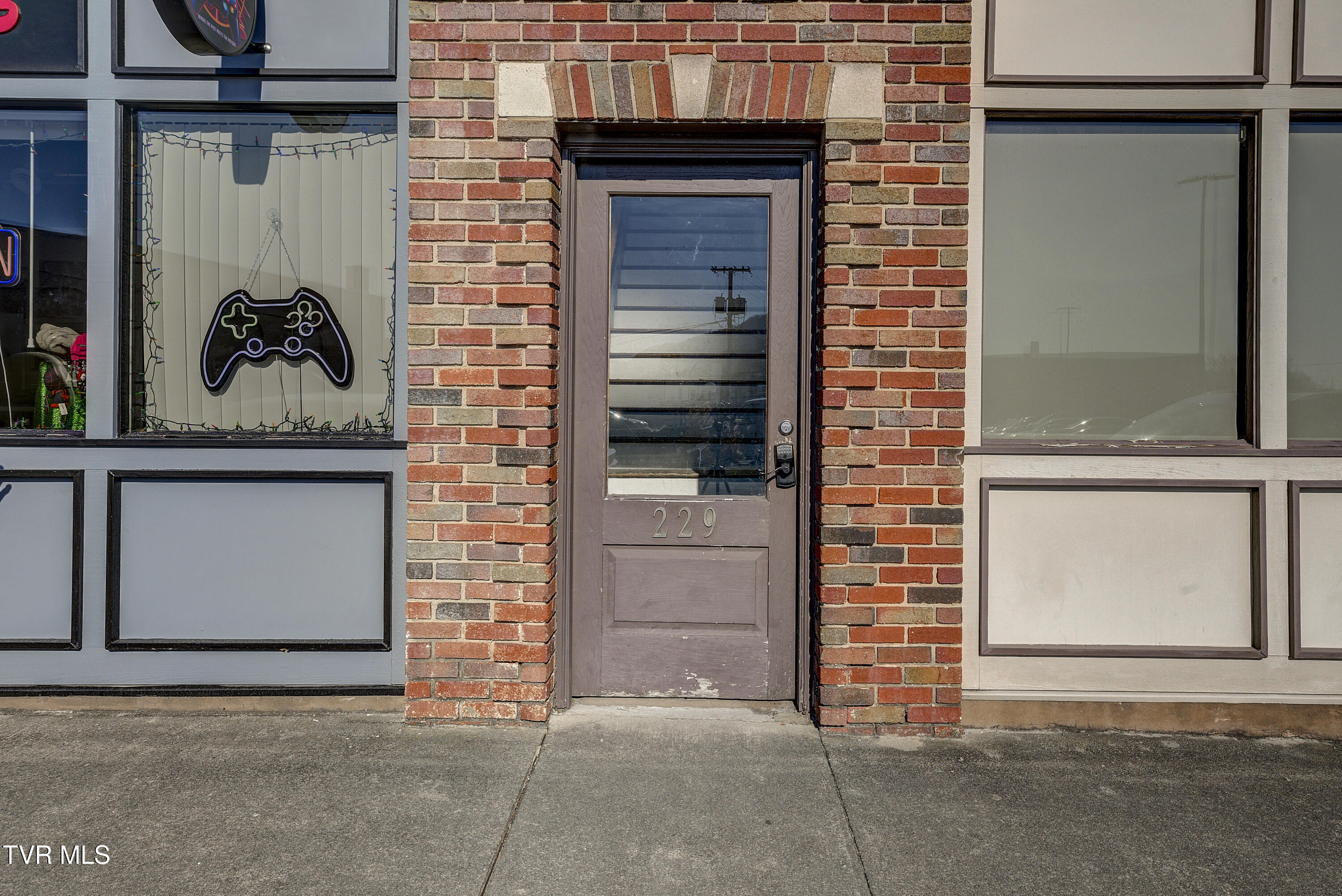 227 E Sullivan St, Kingsport, TN 37660