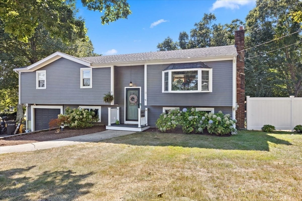 Eel River Cir, Plymouth, MA 02360