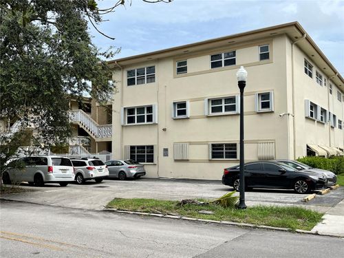 apt-210-1958 Monroe St, Hollywood, FL, 33020-5039 | Card Image