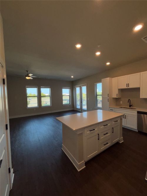 2361-111 Town Pl, Fairview, TX, 75069-0203 | Card Image