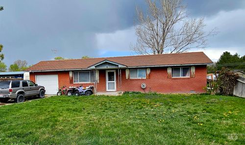 428 1st St. N., Marsing, ID, 83639 | Card Image