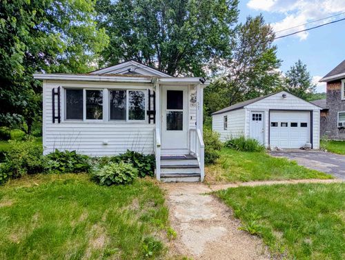 57 Brooklyn St, Northumberland, NH, 03582-4136 | Card Image