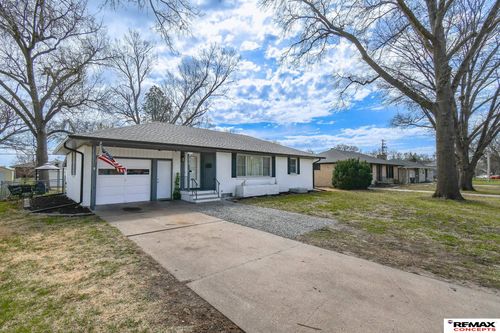 1316 N 13th St, Beatrice, NE, 68310-2111 | Card Image
