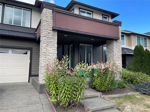 16486 Se 46th Ct, Bellevue, WA, 98006-4740 | Card Image