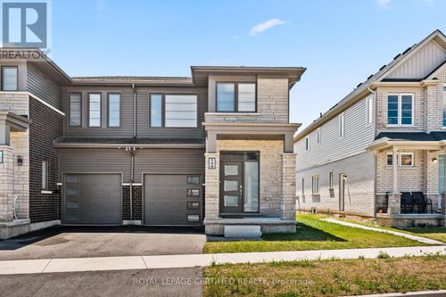 100 Acacia Road, Pelham (Fonthill), ON, L3B5N5 | Card Image