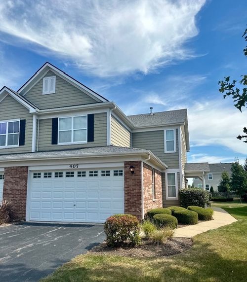 0-407 Blackstone Ave, Elgin, IL, 60124-3835 | Card Image