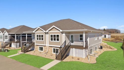 2860 Wild Goose Way, Stoughton, WI, 53589-9158 | Card Image