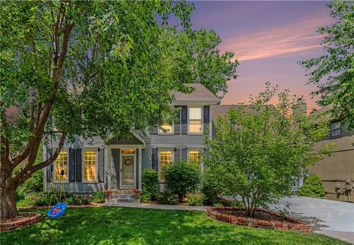 18730 W 115th Ter, Olathe, KS, 66061-9374 | Card Image