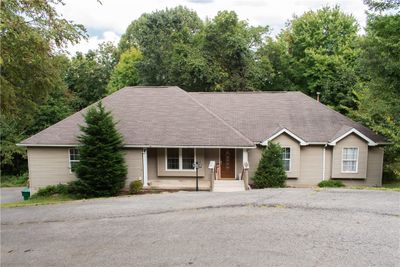 6014 Forest Drive, House other with 4 bedrooms, 2 bathrooms and 2 parking in Raccoon Twp PA | Image 2