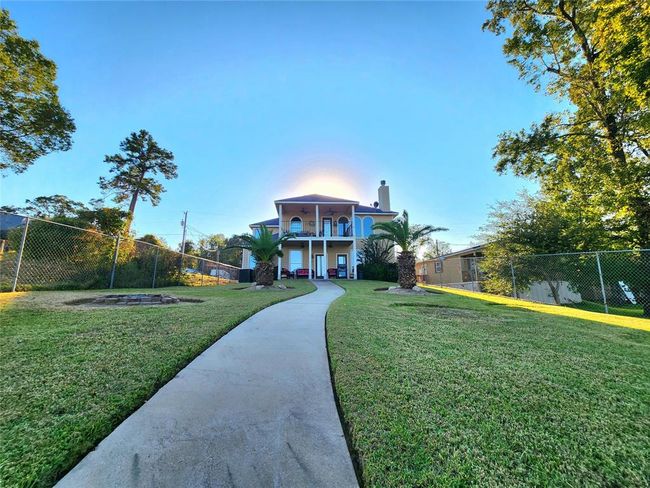 231 Key Largo Loop, House other with 3 bedrooms, 3 bathrooms and null parking in Pointblank TX | Image 5