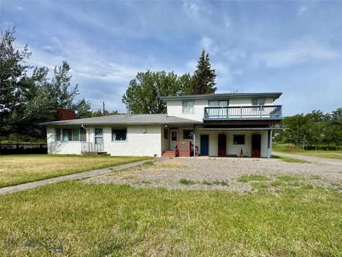 42 Strong Ln, Livingston, MT, 59047-9135 | Card Image