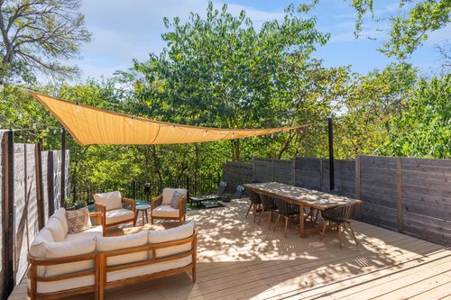 b-1177 Pandora St, Austin, TX, 78702-2405 | Card Image