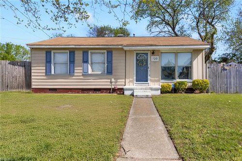 720 Nickoles Ln, Norfolk, VA, 23513-2820 | Card Image
