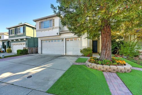 2210 Railway Cir, Gold River, CA, 95670-6200 | Card Image