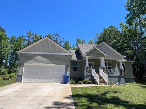 103 Angler Dr, Laurens, SC, 29360-6624 | Card Image
