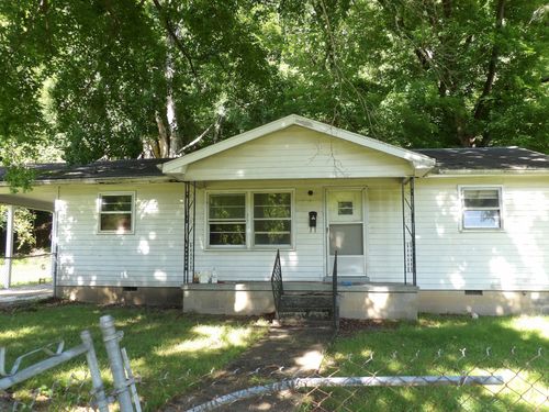 241 Lomax Ave, Waverly, TN, 37185-1248 | Card Image