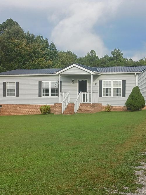 436 Mabe Dr, Ringgold, VA, 24586-3638 | Card Image