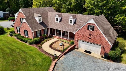 317 Lake Ridge Dr, Buffalo Junction, VA, 24529-3201 | Card Image