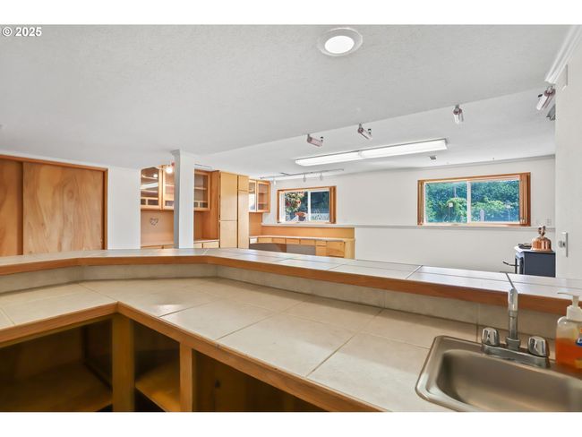 2335 5 Th St, House other with 3 bedrooms, 2 bathrooms and 2 parking in Columbia City OR | Image 36