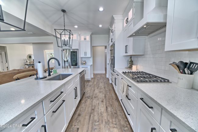 700 E 2 Nd St, House other with 4 bedrooms, 4 bathrooms and null parking in Lynn Haven FL | Image 24