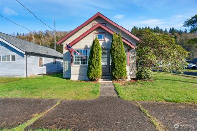 2641 Cherry Street, House other with 3 bedrooms, 1 bathrooms and null parking in Hoquiam WA | Image 1