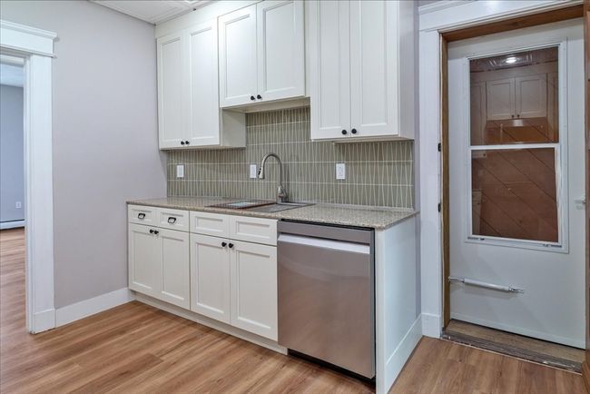 APT-6 - 6 Chatham Pl, Condo with 2 bedrooms, 1 bathrooms and 1 parking in Worcester MA | Image 9