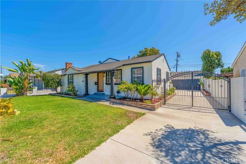 8166 Borson St, Downey, CA, 90242-4207 | Card Image