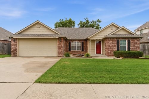 13144 N 133rd East Ave, Collinsville, OK, 74021-4428 | Card Image