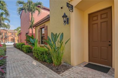 104 - 8132 Bibiana Way, Condo with 3 bedrooms, 3 bathrooms and null parking in Fort Myers FL | Image 1