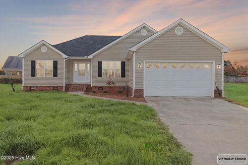 105 Hitching Rack Pl, Goldsboro, NC, 27534-9602 | Card Image