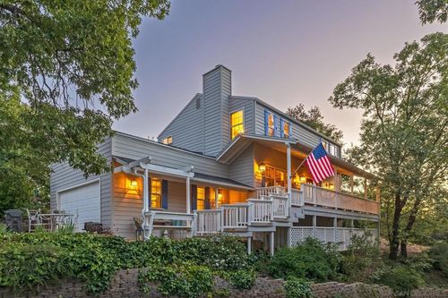 2207 Sunset Dr, Julian, CA, 92036-9447 | Card Image