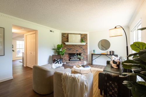 apt-303-5600 Country Dr, Nashville, TN, 37211-6468 | Card Image