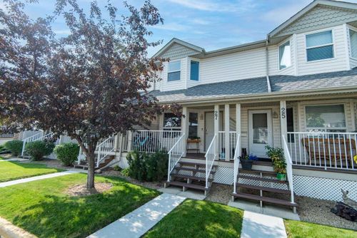 27-33 Donlevy Ave, Red Deer, AB, T4R3B6 | Card Image