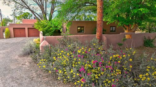 801 Sandia Road Nw, Albuquerque, NM, 87107 | Card Image
