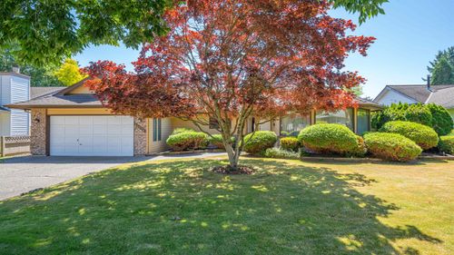 14076 19a Ave, Surrey, BC, V4A7Z6 | Card Image