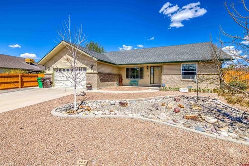 1715 Alder, Montrose, CO, 81401 | Card Image