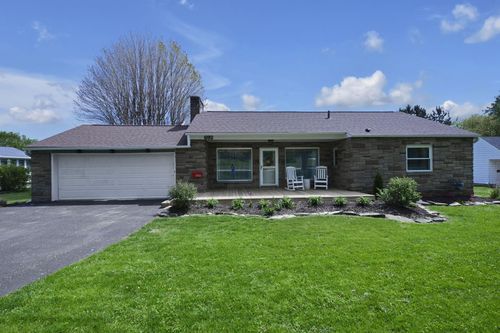 692 Uhler Rd, Marion, OH, 43302-5466 | Card Image