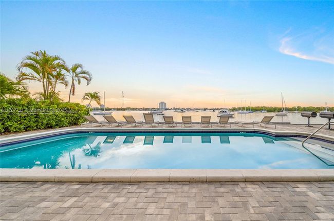 APT-602 - 7928 West Dr, Condo with 1 bedrooms, 1 bathrooms and null parking in North Bay Village FL | Image 34