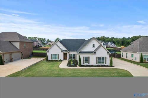 227 Midland Dr, Brownsboro, AL, 35741-8704 | Card Image