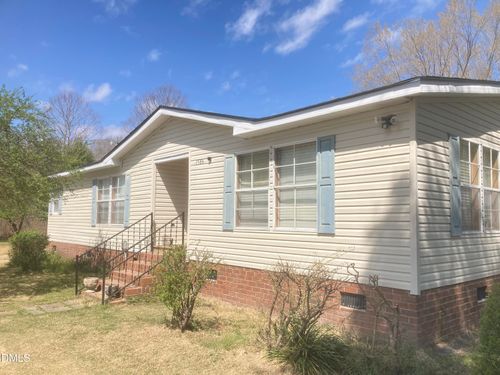 1586 Gum Swamp Church Rd, Greenville, NC, 27834-7956 | Card Image